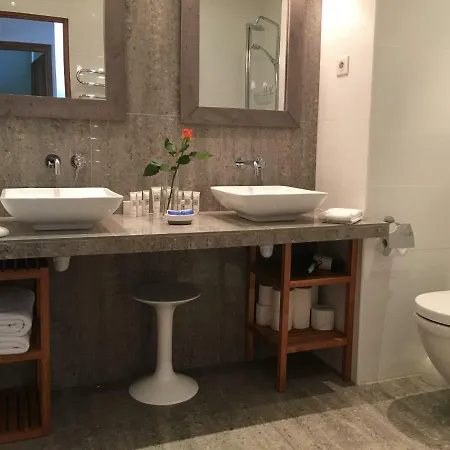 Barri Apartment *