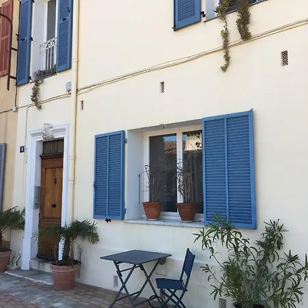 Barri Apartment *